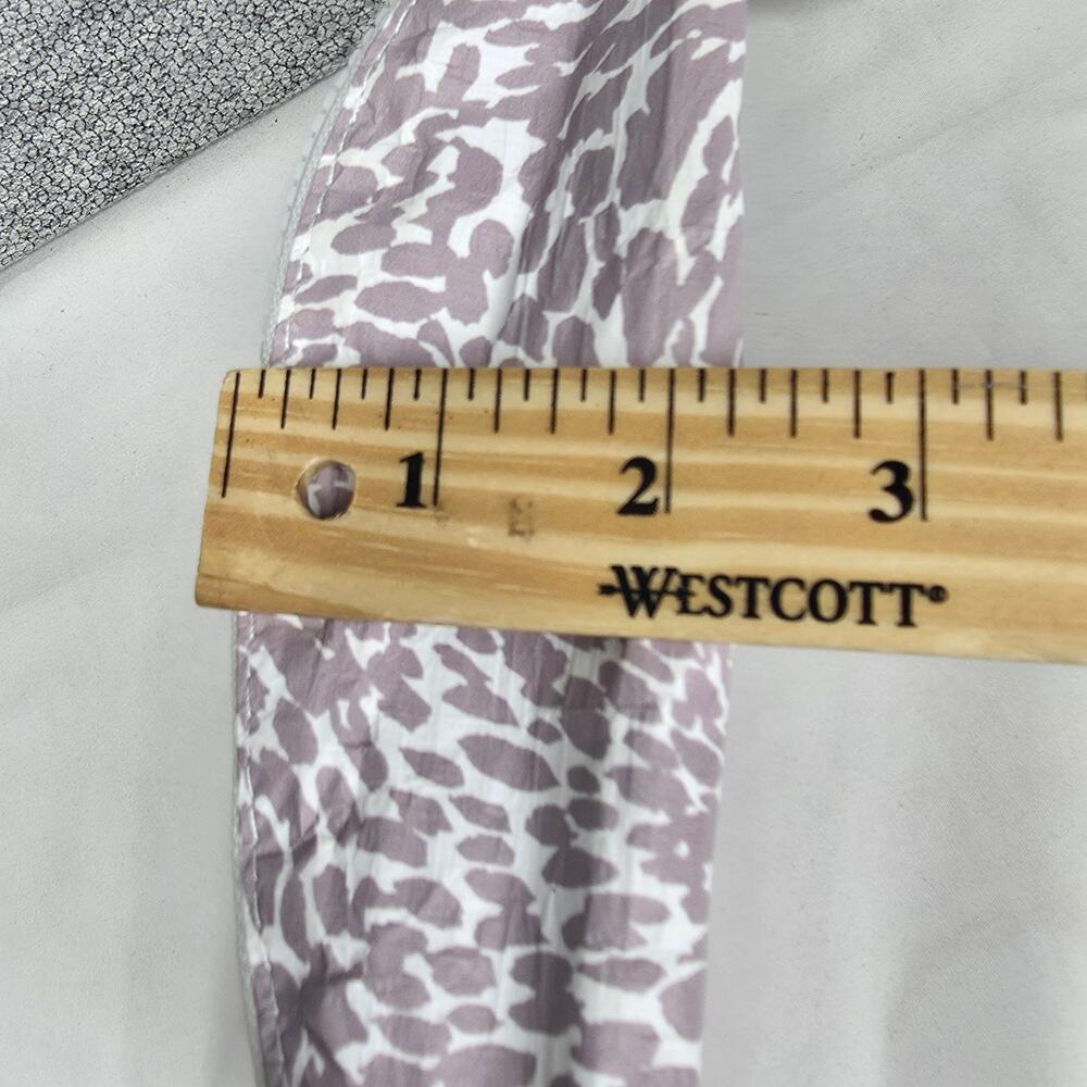 ALOHA COLLECTION x VUORI BELT BAG - COATED TYVEK - LAVENDER PRINT - 8.5" - Picture 11 of 11